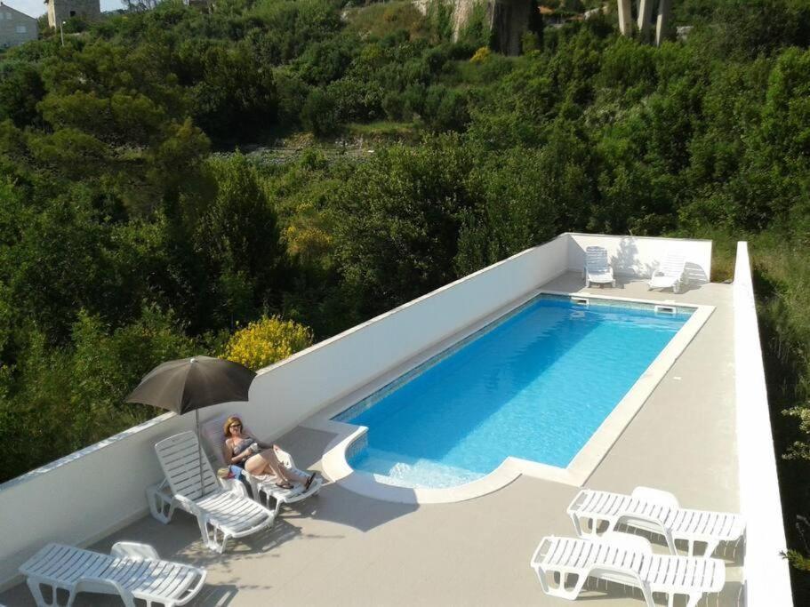 Lovely Split Level Apartment With Sea View, Pool, Free Parking And Wifi Cavtat Dış mekan fotoğraf